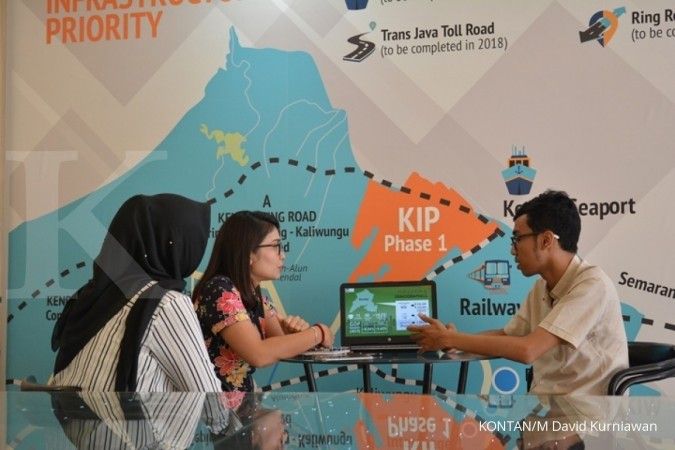 Wawancara dengan pengelola Kawasan Industri Kendal saat liputan Jelajah Ekonomi KONTAN Tol Trans Jawa