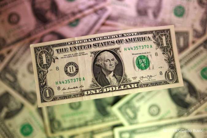 Dolar AS Bertahan Dekat Puncak 4 Pekan, Pasar Menanti Keputusan The Fed