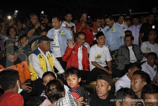 Usai dari Lombok, Jokowi kumpulkan menteri ekonomi di Istana