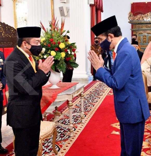 Komitmen TelkomGroup Mewujudkan Kedaulatan RI melalui Telekomunikasi Berbuah Anugerah Bintang Jasa Nararya
