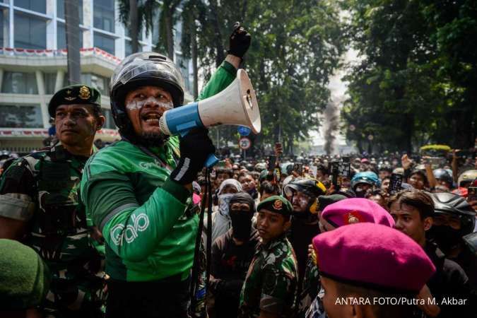 Di Awal Pekan Pasar Panik, Net Sell Rp 2,15 Triliun, Simak Rekomendasi Saham Hari Ini