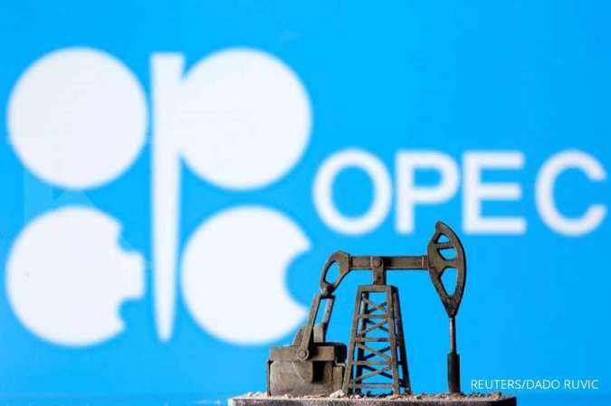 Oil Rebounds 3% as OPEC+ Weighs Biggest Output Cut Since 2020