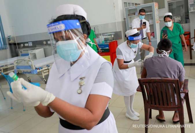 Sri Lanka announces lockdown as coronavirus cases surge