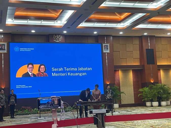 Sri Mulyani Resmi Serahkan Jabatan Menkeu ke Purbaya Yudhi Sadewa