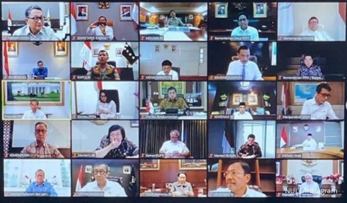 Saat rapat kabinet Jokowi terkena gangguan teknis 