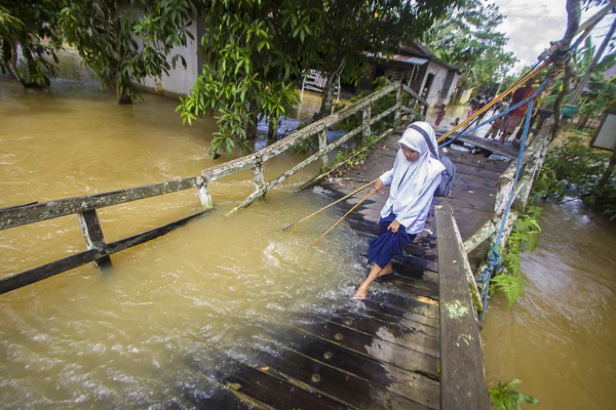 Waspada, ini 7 hal yang harus dilakukan saat banjir