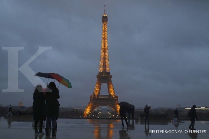Kecantikan Eiffel kini berbalut kaca anti peluru