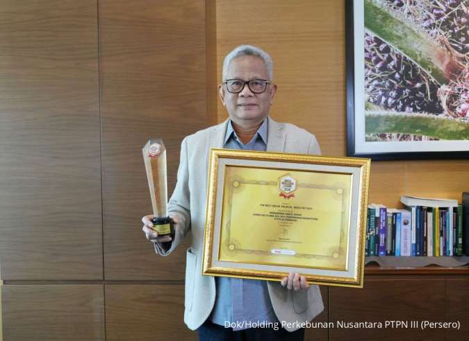 Tingkatkan Kinerja PTPN, Mohammad Abdul Ghani Dinobatkan Best CEO Industri Sawit 2024