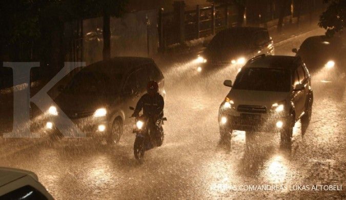 Hujan, sejumlah ruas jalan Jakarta tergenang