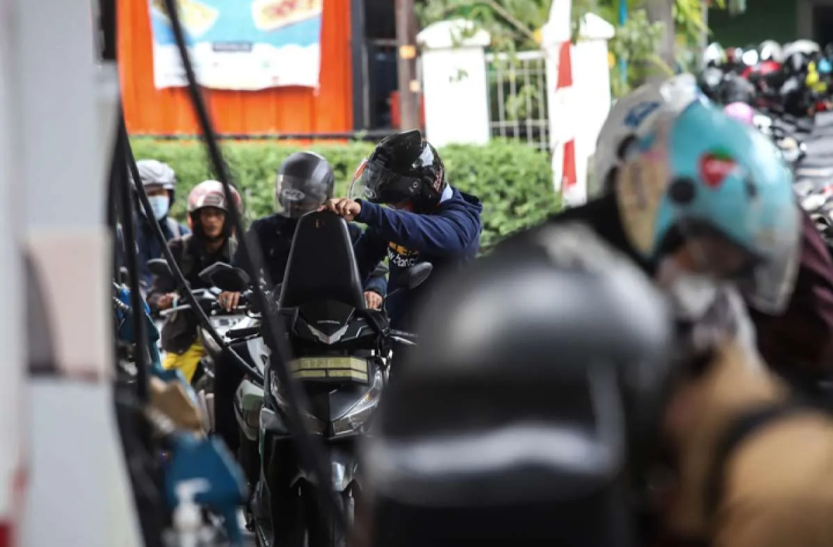 Panic Buying Pertalite Melanda Sejumlah SPBU, Bagaimana stoknya saat ini? 