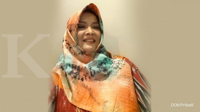 Nur sabar dan telaten mengOlah kulit kerang