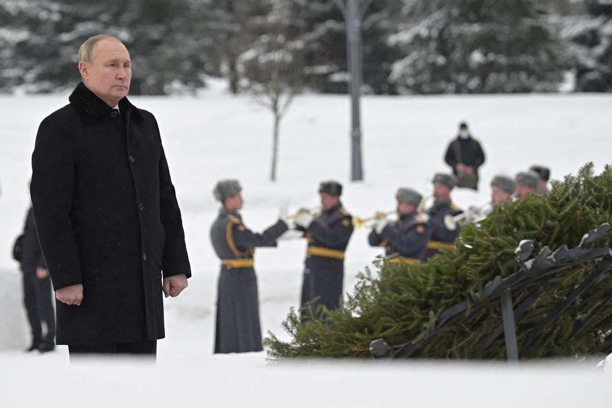 Kremlin Says G7 Using Russia's Reserves for Ukraine Would be 'Outright Theft'