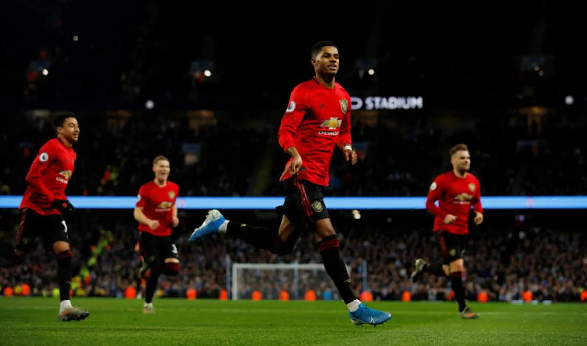 Striker Manchester United Mason Greenwood kemungkinan akan terus main di level senior