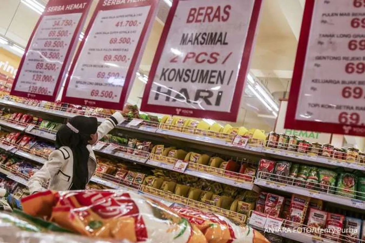 BPS Catat Konsumsi Rumah Tangga Melambat Pada Kuartal III-2024