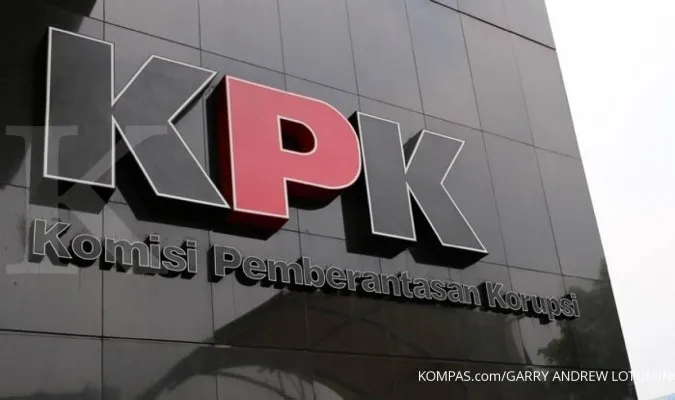 Lawmakers, KPK get involved in war of words  