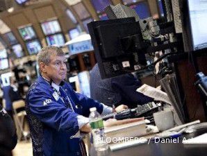 Dow Jones tumbang paling parah sejak 2002