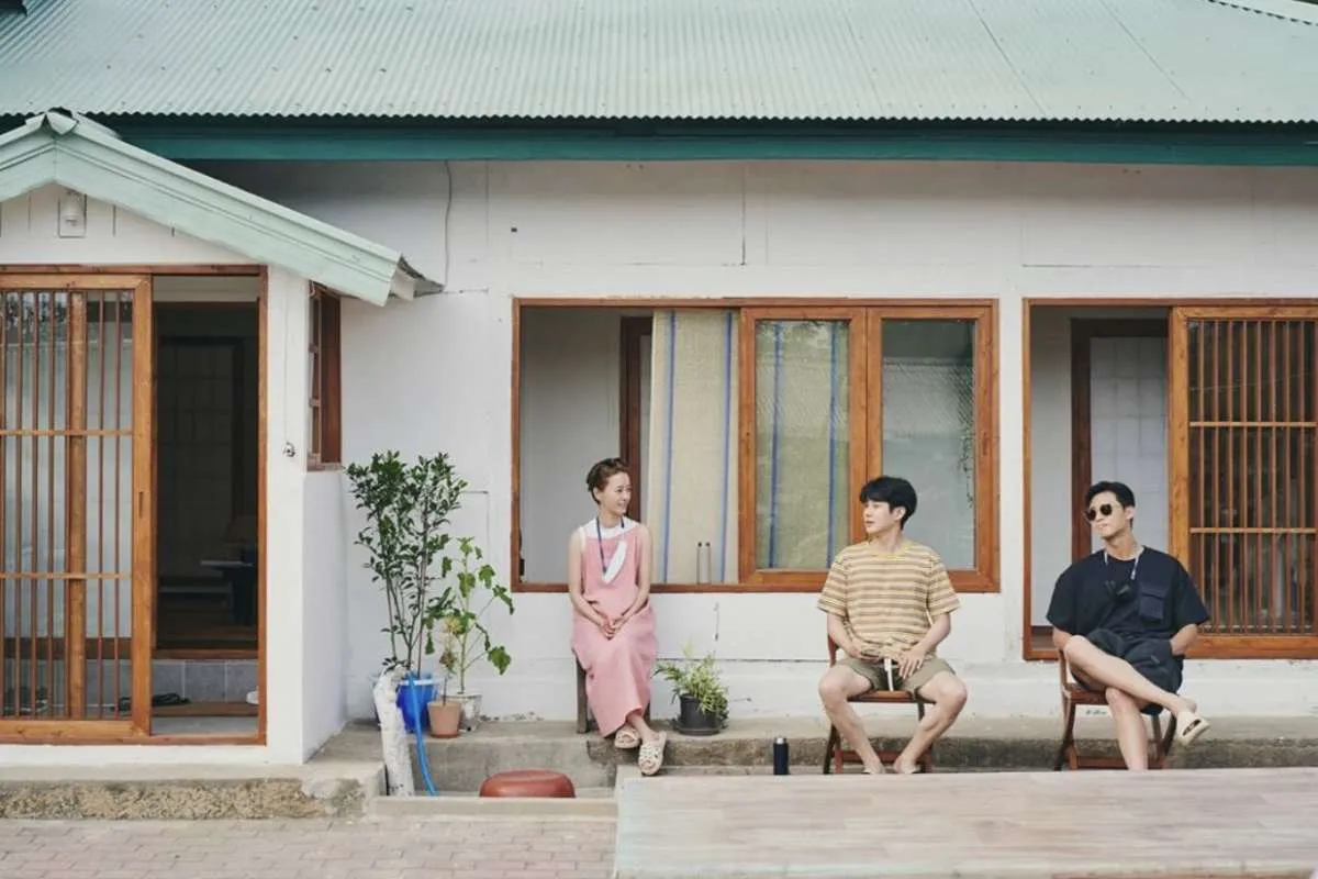 Gara-gara rumah gaya Jepang, Summer Vacation Jung Yu Mi-Choi Woo Shik kena kritik