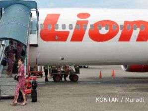 Batalkan tiket pesawat, penumpang gugat Lion Air