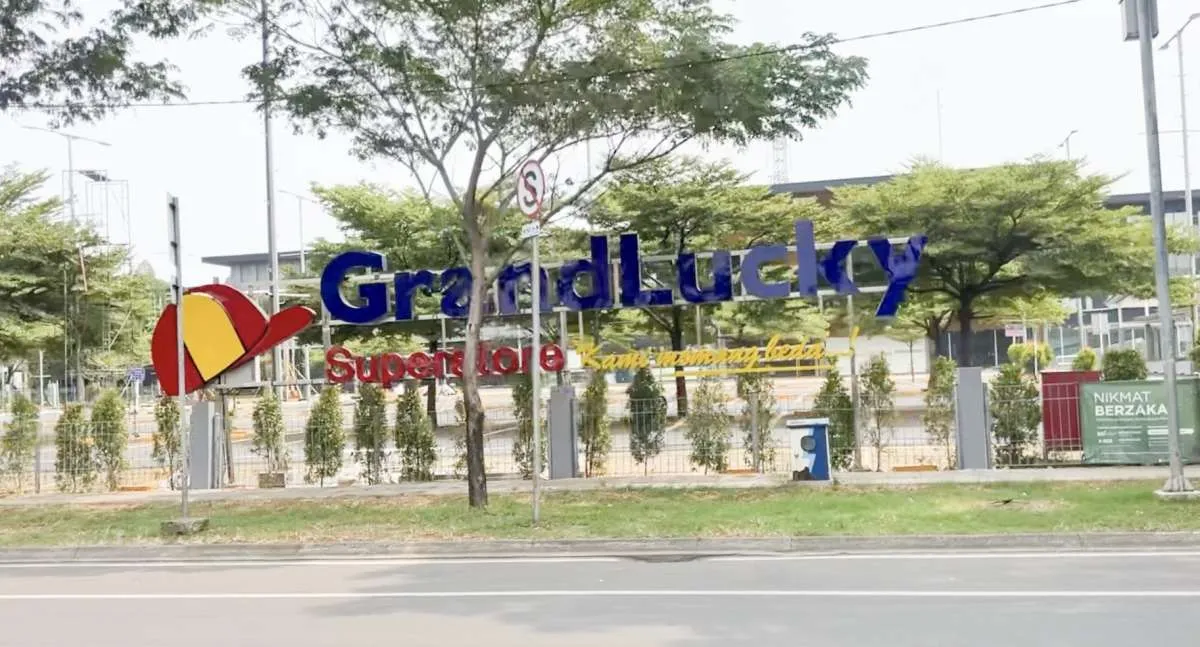 Warga Bekasi Merapat, Gerai GrandLucky Superstore Segera Hadir di Kota Harapan Indah