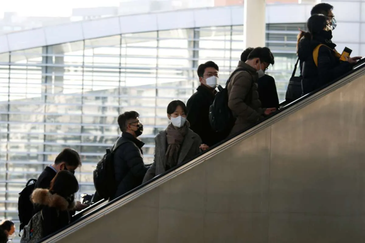 Korea Selatan melaporkan kematian pertama orang terjangkit virus corona