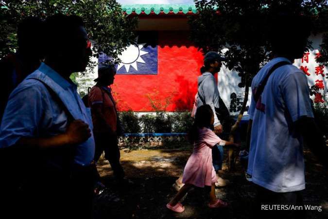 Dolar Taiwan dan Ringgit Naik Tertinggi Rabu (29/10) Pagi, Rupiah Melemah Tipis