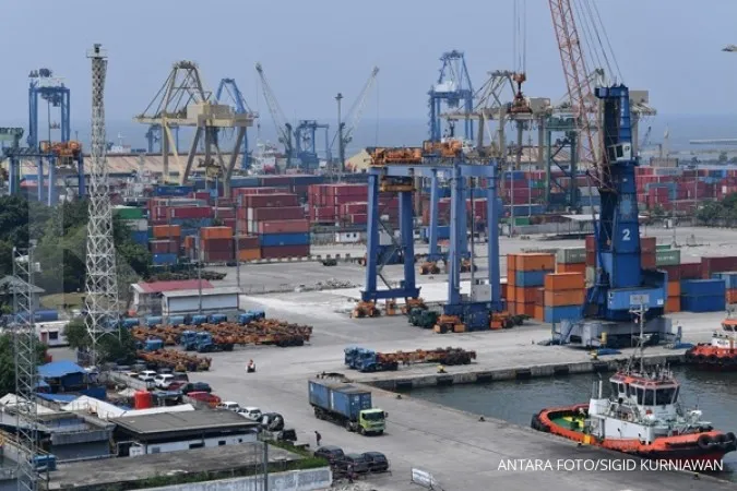 Indonesia posts record trade gap in 2018, December exports sink