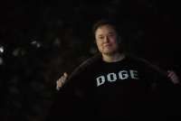 Elon Musk Pecahkan Rekor Pertama di Dunia dengan Kekayaan Tembus Rp 8.250 Triliun