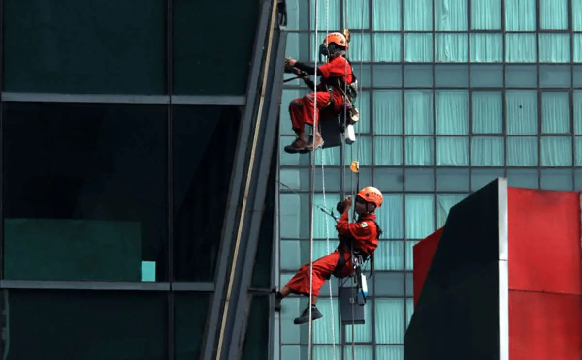 Jumlah pengangguran meningkat pesat di tengah resesi ekonomi