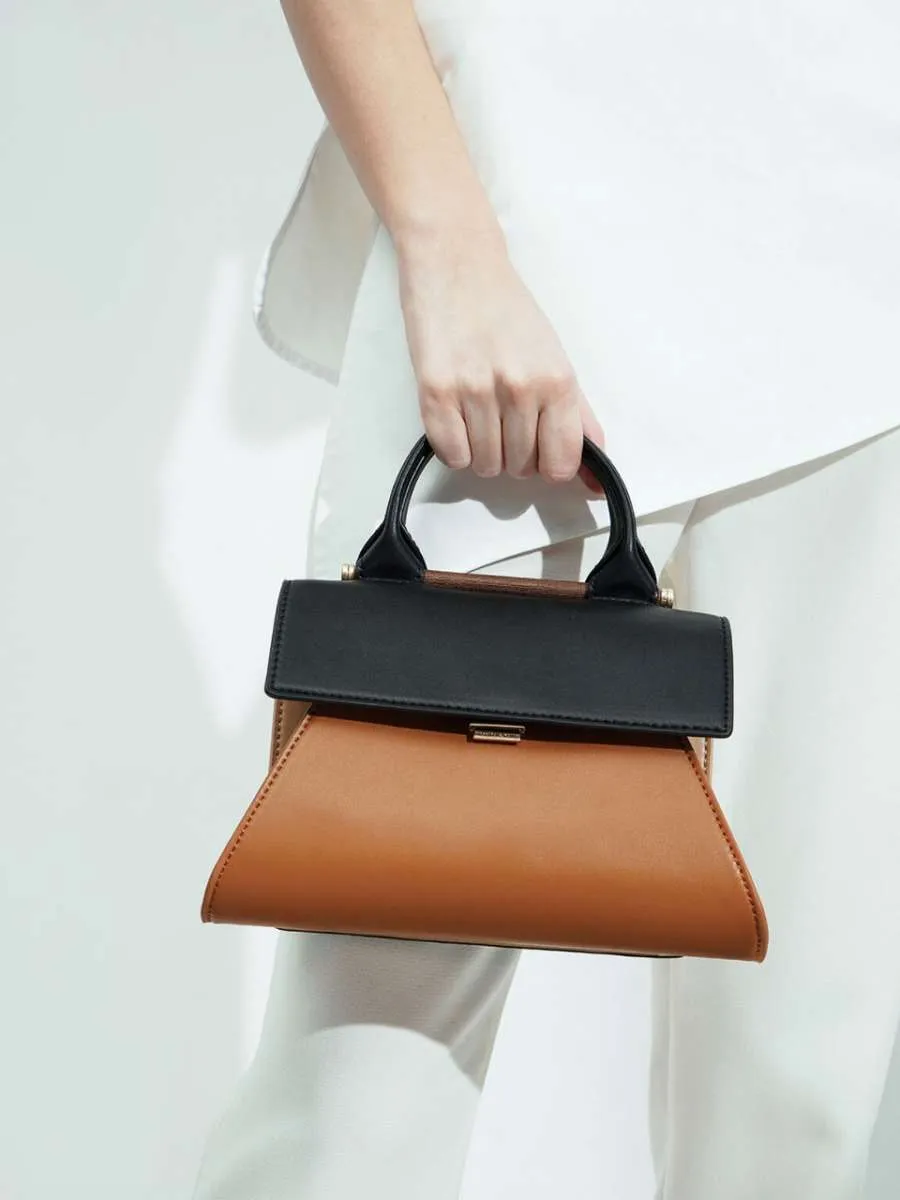 Charles & Keith hadirkan ilustrasi digital untuk koleksi winter 2020