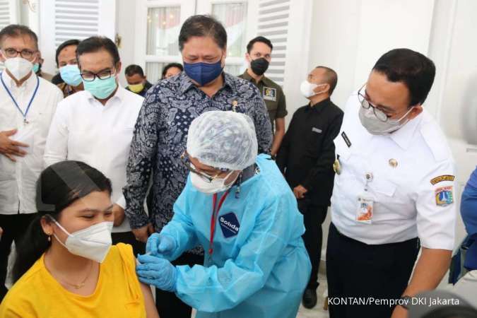 Dipercepat, pemerintah kejar target vaksinasi 70% penduduk Indonesia dalam 12 bulan