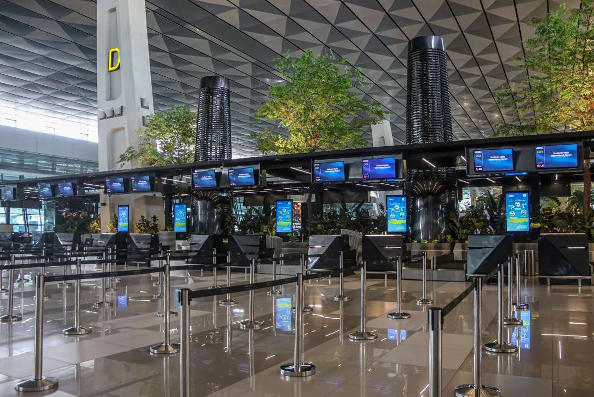 Daftar Maskapai yang Membatalkan Penerbangan Usai Serangan AS-Israel ke Iran