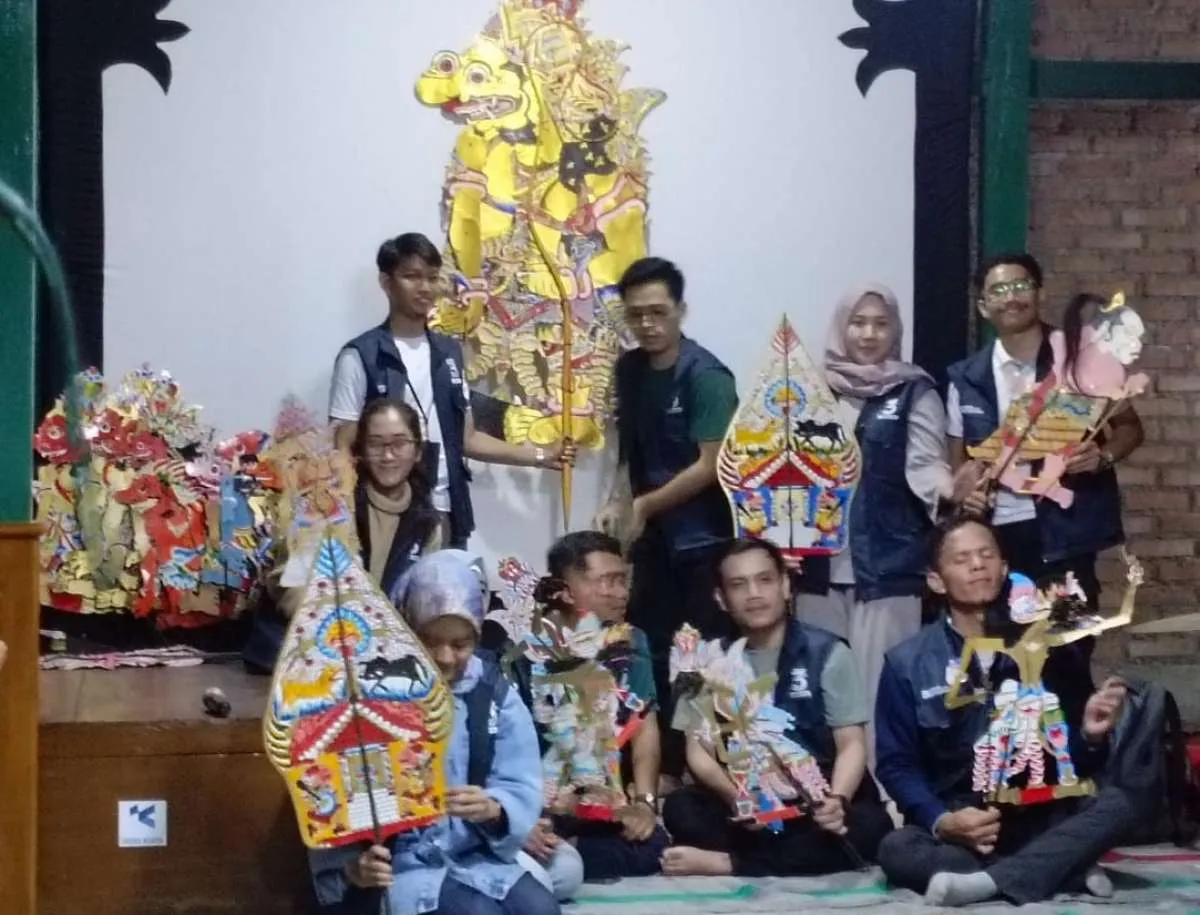 Implementasi Relawan Bakti BUMN, Indra Karya Berikan Bantuan Pendidikan & Kebudayaan 