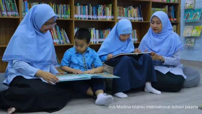 Pendidikan Akademik dan Spiritual yang Berusaha Diterapkan Madina Islamic 