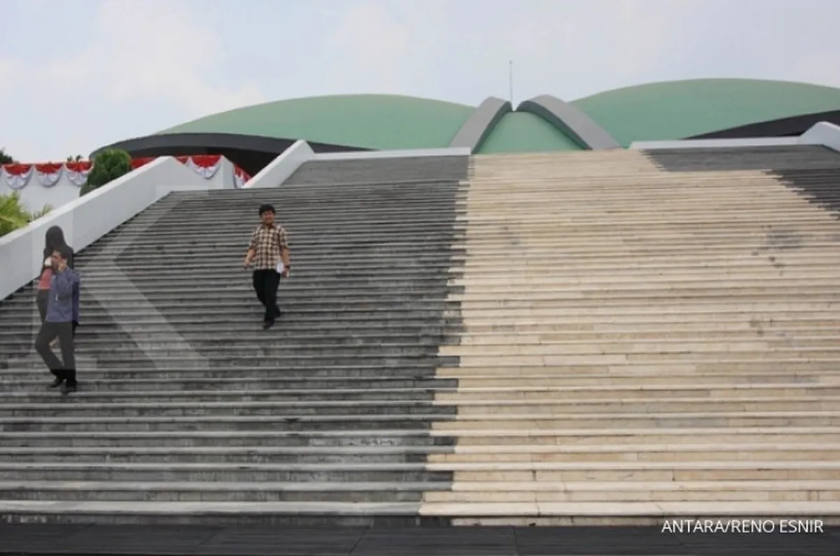 Panja DPR kemungkinan membahas soal kenaikan BBM