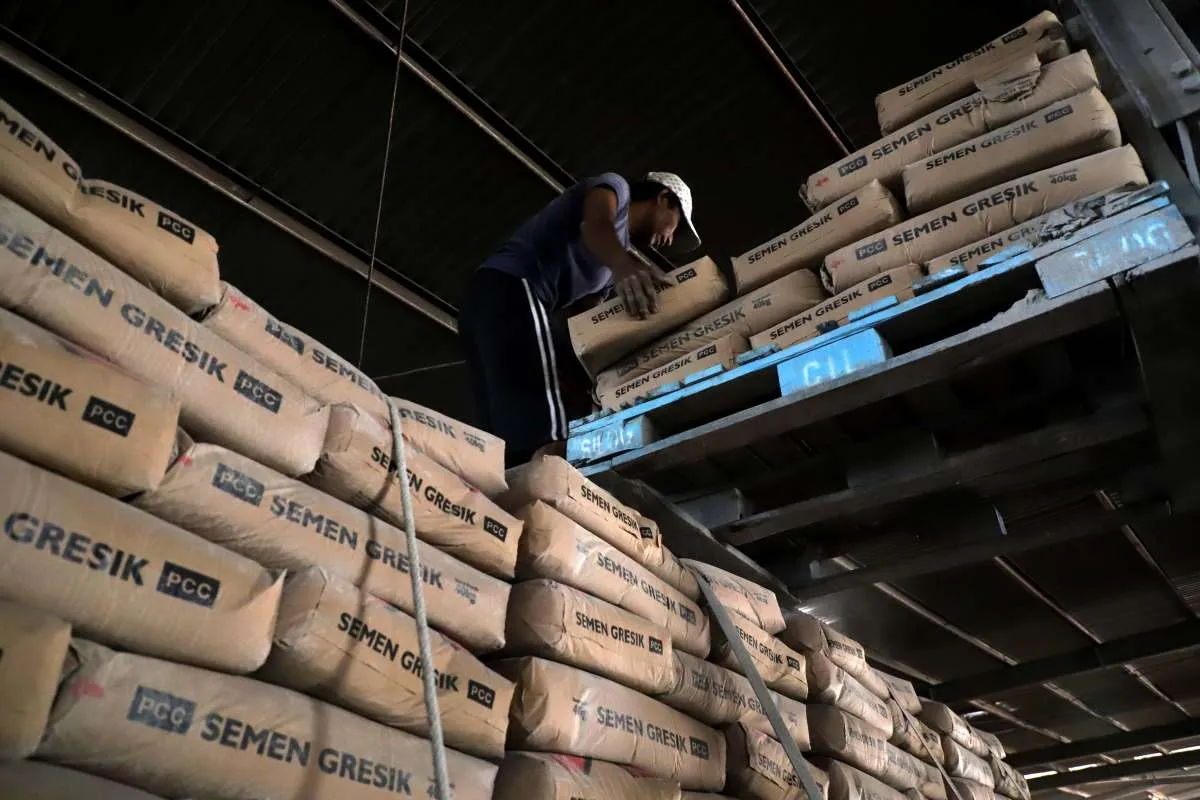 Cek Rekomendasi Saham Semen Indonesia (SMGR) Jelang Akhir Tahun 2024