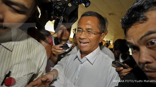 Dahlan deepens crack in the Cabinet