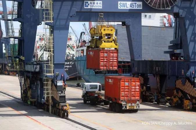 Indonesia's Feb Trade Surplus Smallest in 9 Months