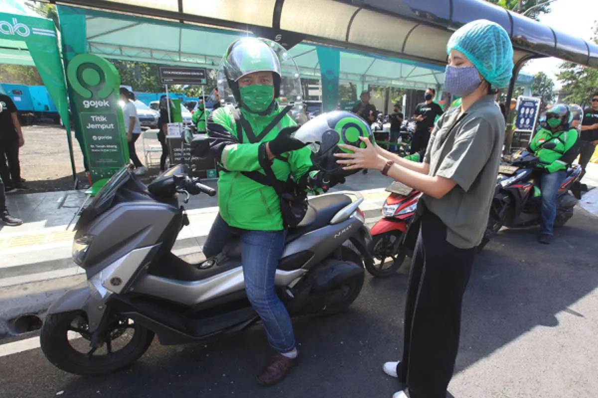 Cara Top Up GoPay Lewat Driver Gojek Tanpa Biaya Admin
