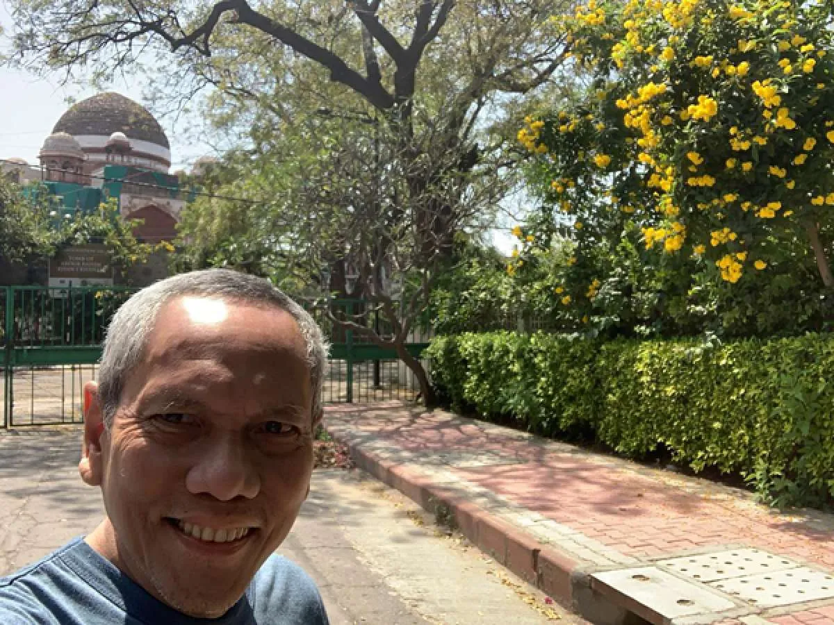 Sepenggal cerita dari India: Cahaya lilin tanda terima kasih bagi petugas medis