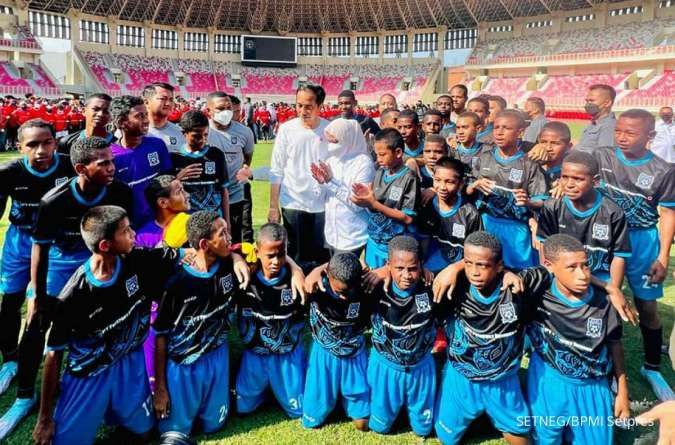 Dukung Pengembangan Talenta Sepakbola, Jokowi Luncurkan Papua Football Academy