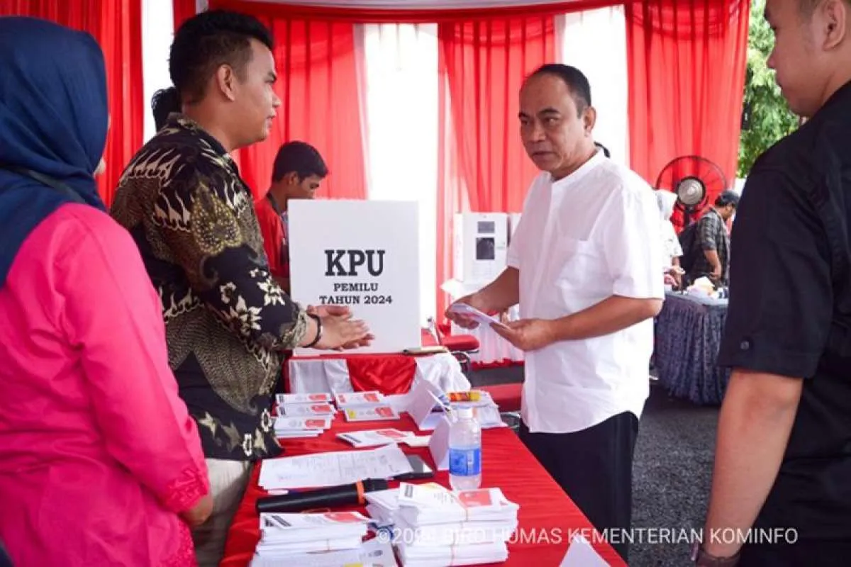 Nyoblos di Senayan, Menkominfo Ingatkan Masyarakat Tidak Golput