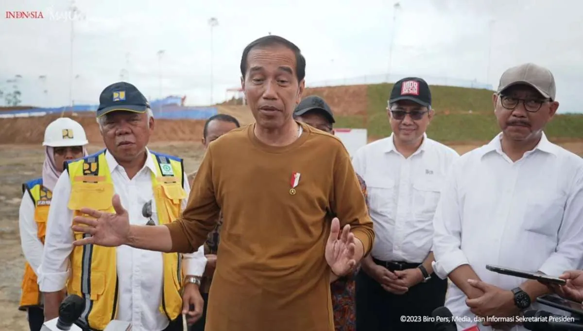 Tinjau Proyek Rumah Menteri di IKN, Presiden Harapkan Pengerjaan Selesai Juni 2024