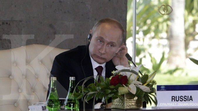 Putin suruh miliarder bawa pulang duit ke Rusia