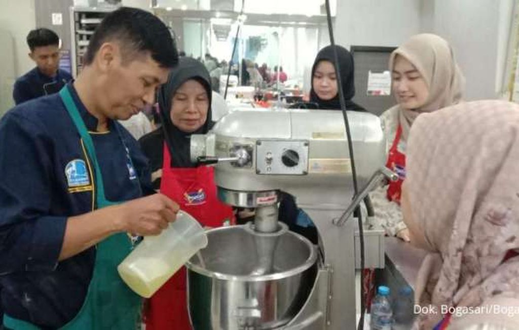 Bogasari Baking Center Latih Puluhan UMKM