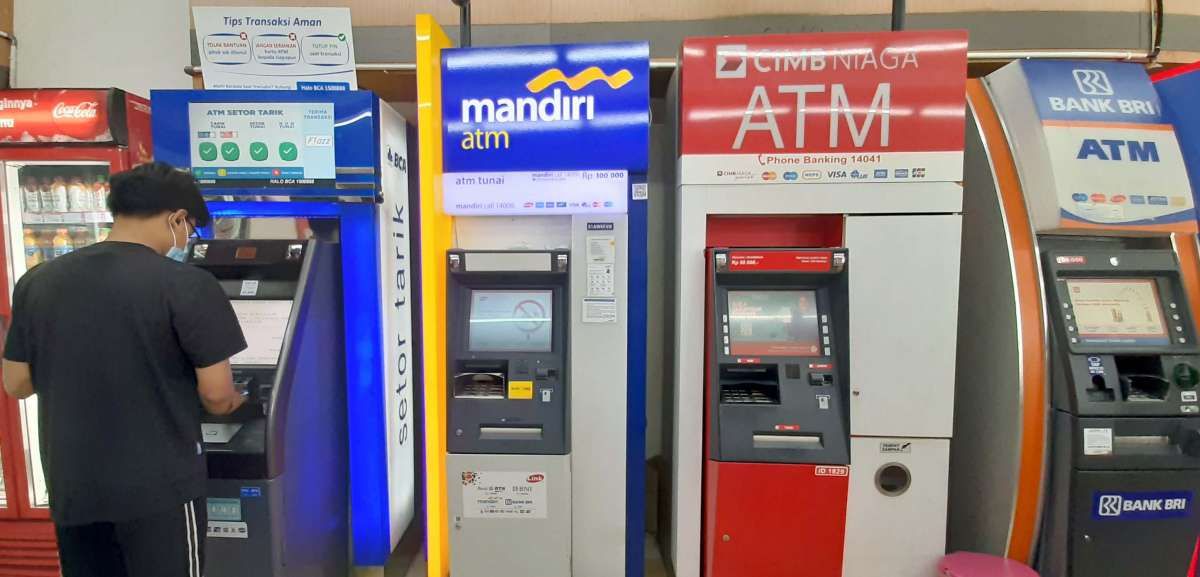 Simpanan Ritel di Bank Terangkat Bansos