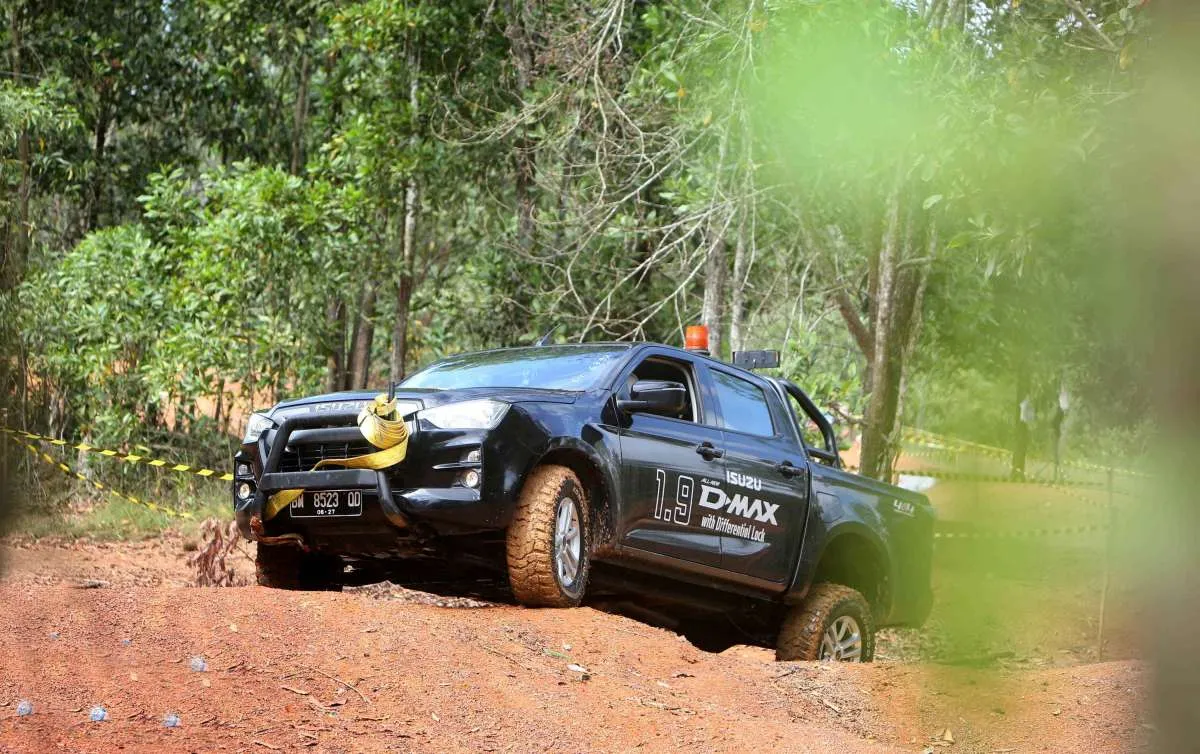 Isuzu Motors Jepang akan Memproduksi Truk Pikap Listrik di Thailand