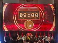 Resmi Melantai di BEI, Saham Superbank (SUPA) Langsung ARA