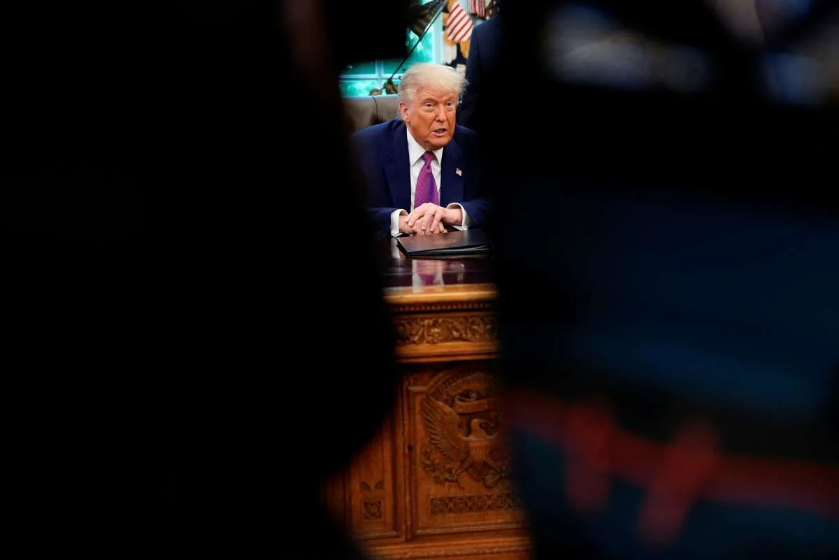 Trump Isyaratkan AS akan Melonggarkan Sanksi Minyak Iran