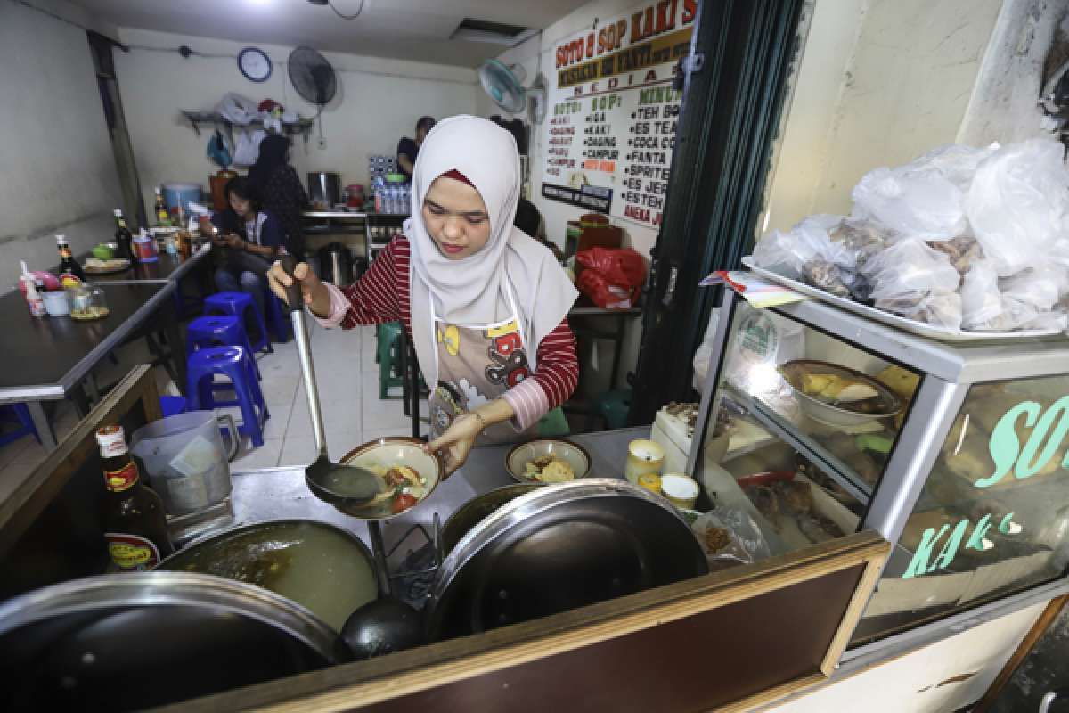 Nendangnya Soto Gondangdia