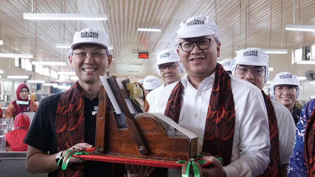 Rosan Resmikan Fasilitas Produksi Rokok di HM Sampoerna (HMSP) Senilai US$ 42 Juta